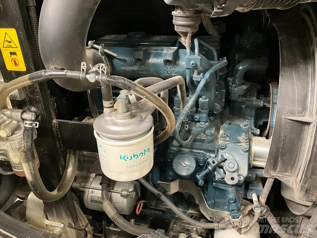 Kubota KX 037-4 ミニ油圧ショベル 7t以下（ミニユンボ・ミニディガー）