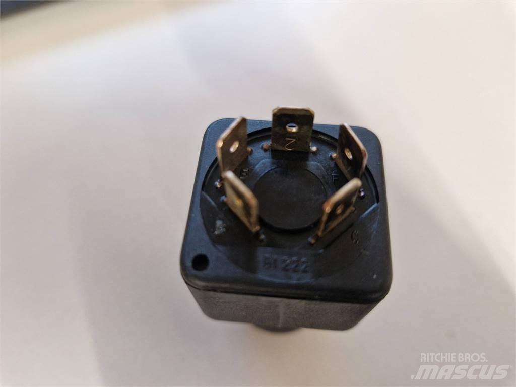 Rottne 076-0005 電子機器