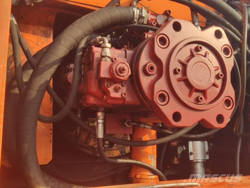 Doosan DH210W-7 ホイール式油圧ショベル（パワーショベル・ユンボ・バックホー）