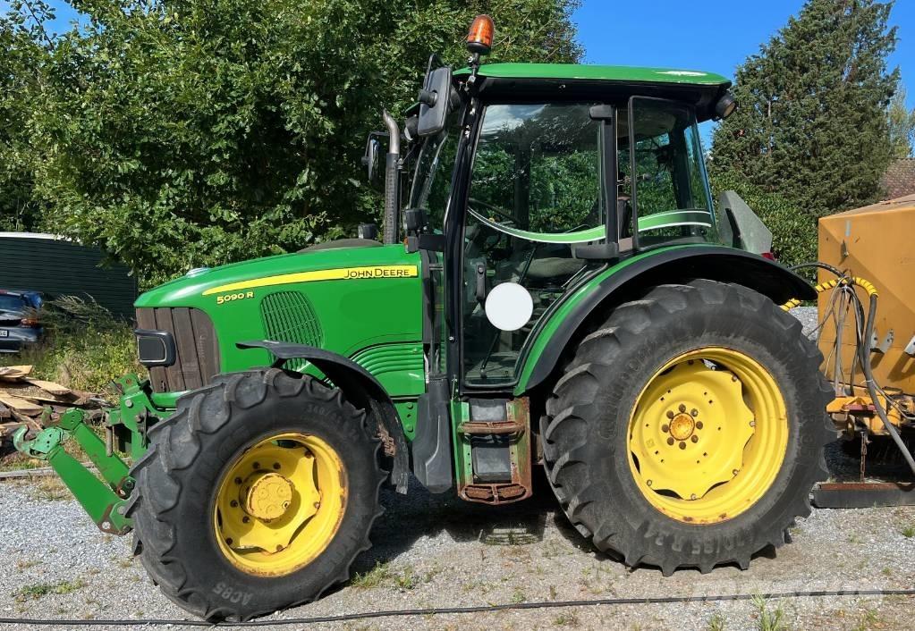 John Deere 5090 R トラクター