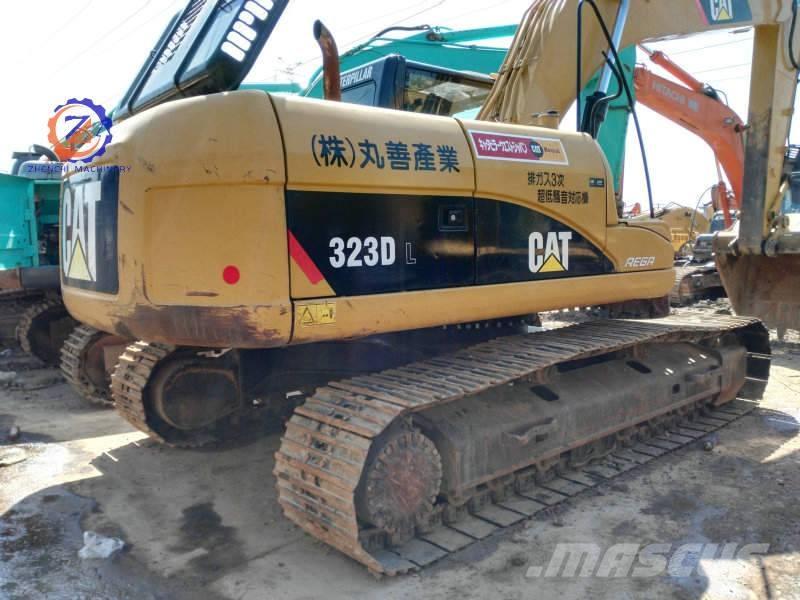 CAT 323 D L 大型油圧ショベル12t以上（パワーショベル・ユンボ）