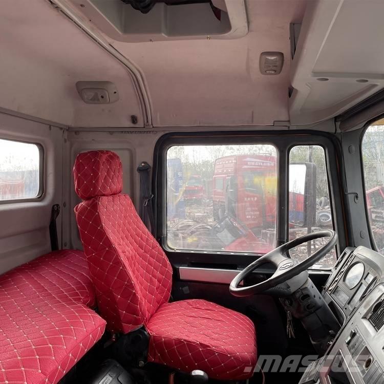 Shacman F3000 6x4 ダンプ