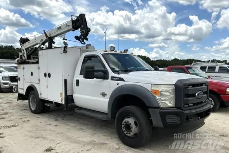 Ford F 550 XL SD クローラクレーン