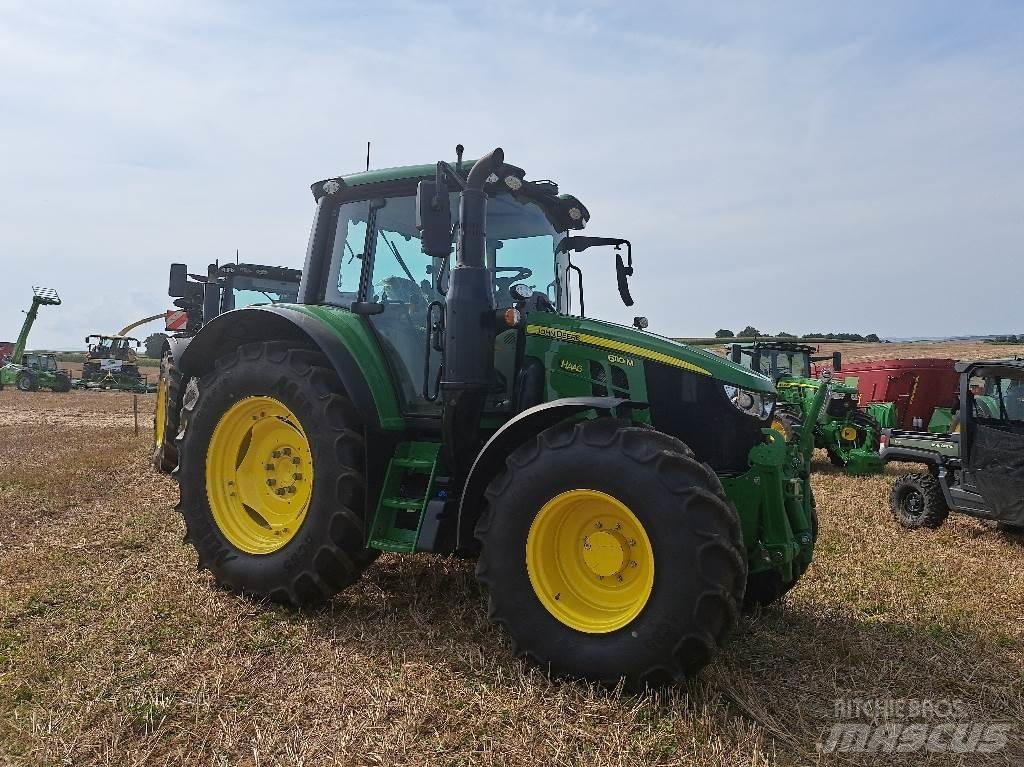 John Deere 6110M トラクター