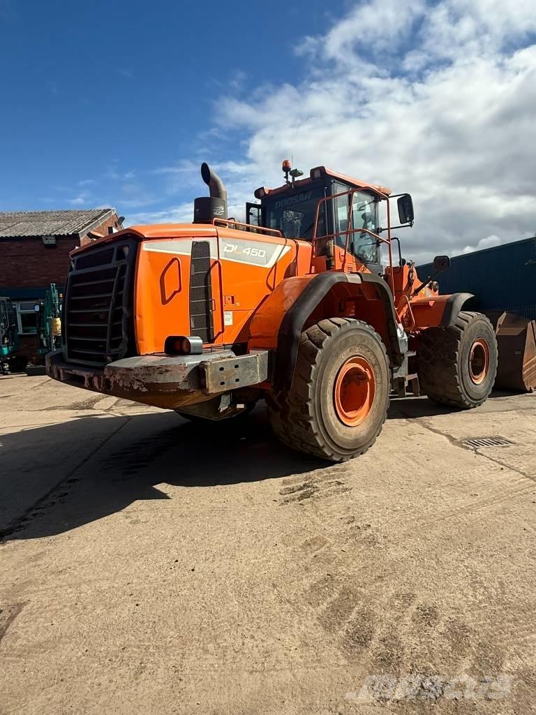 Doosan DL 450-5 ホイールローダー・タイヤショベル