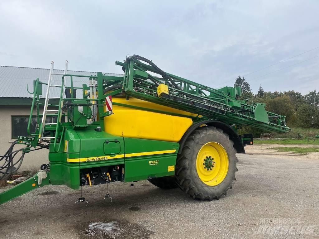 John Deere R 962i 牽引型スプレイヤー