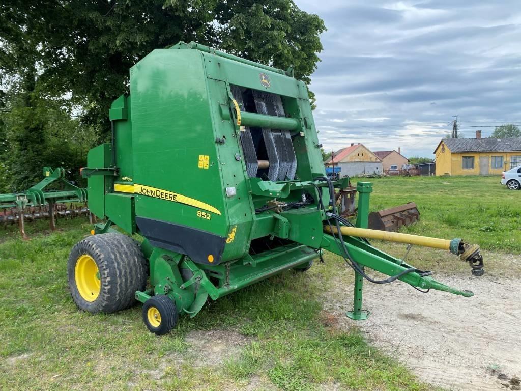 John Deere 852 ラウンドベーラー