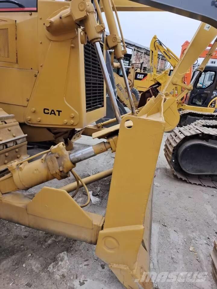 CAT D 6 G ブルドーザー