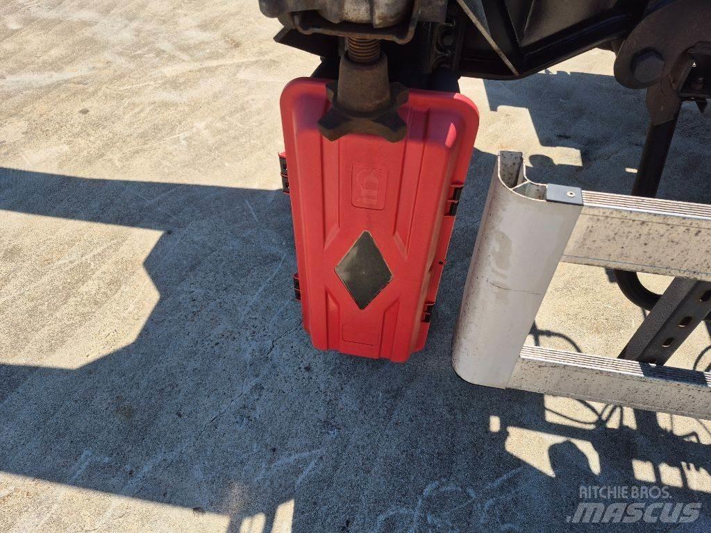  Esmeliler ASDT08 コンテナトレーラー