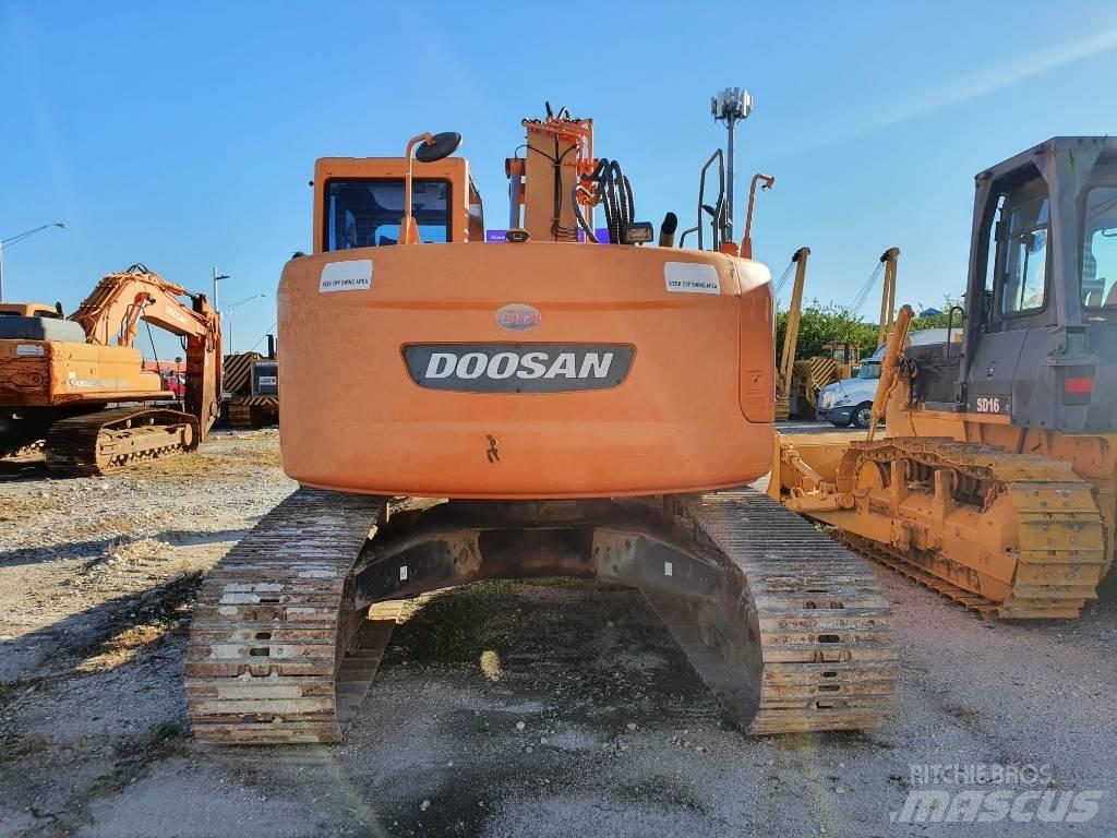 Doosan DX 235 LCR 大型油圧ショベル12t以上（パワーショベル・ユンボ）