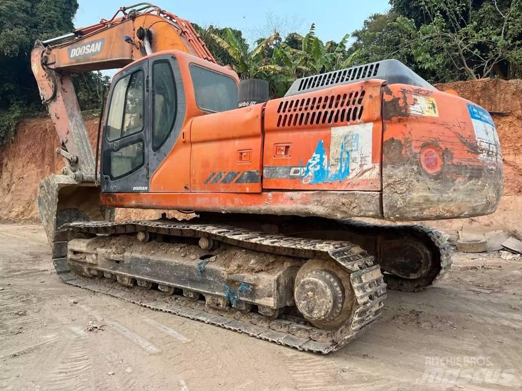 Doosan DX 300 LC ミニ油圧ショベル 7t以下（ミニユンボ・ミニディガー）