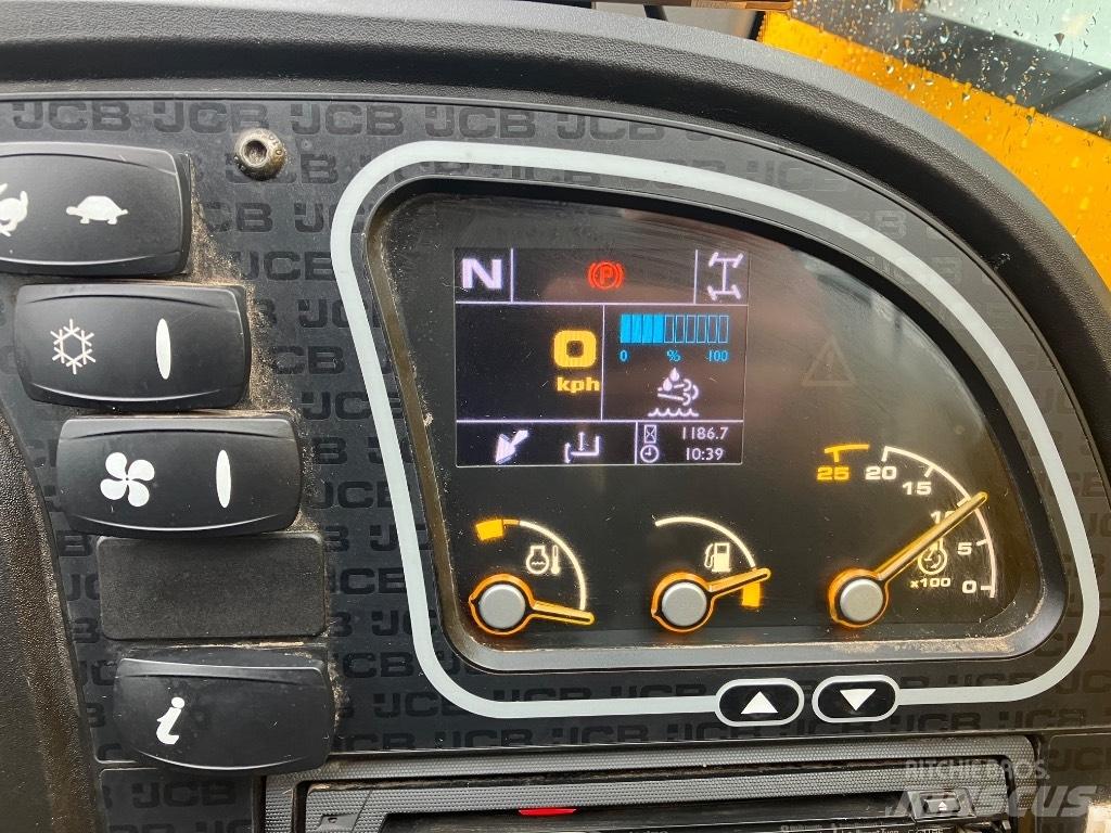 JCB 527-58 Agri 農業用テレハンドラー
