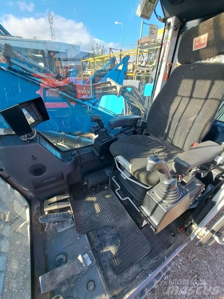 Fuchs MHL 320 廃棄物／工業産廃処理機