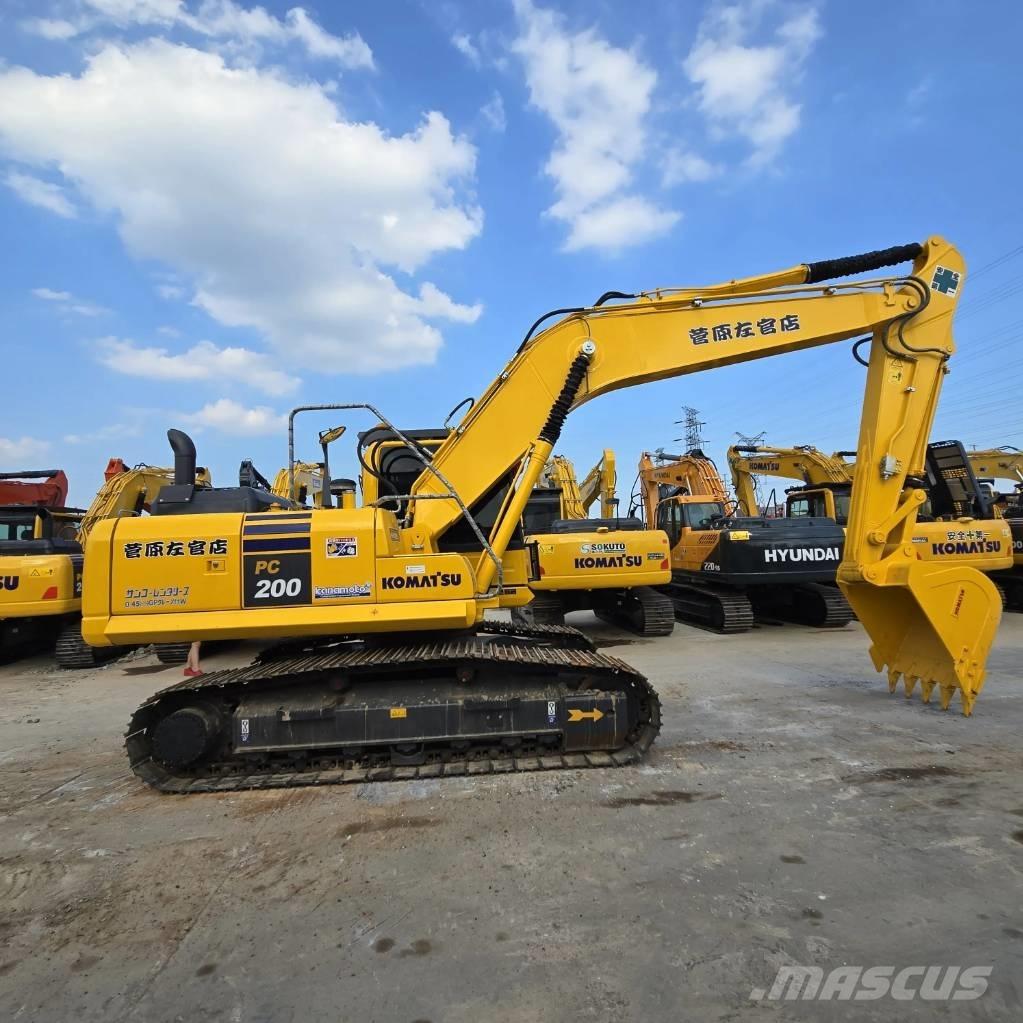 Komatsu PC 200-8 大型油圧ショベル12t以上（パワーショベル・ユンボ）