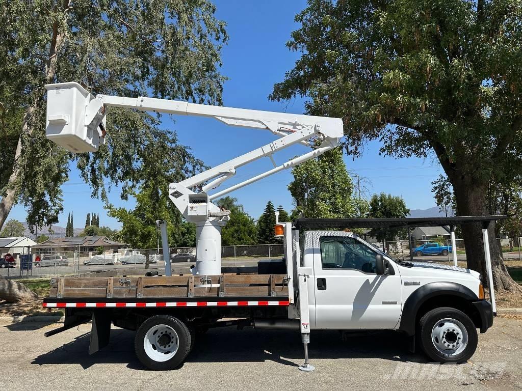 Ford F 550 トラック高所作業車