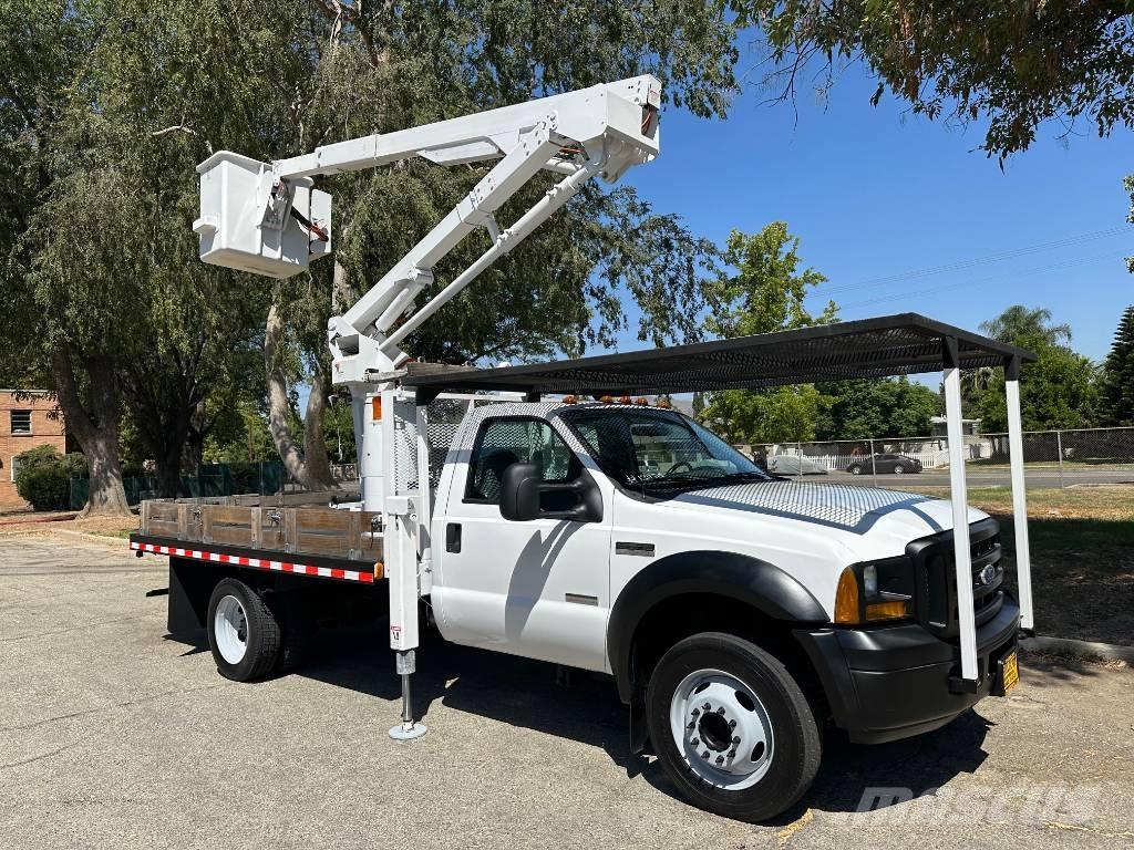 Ford F 550 トラック高所作業車