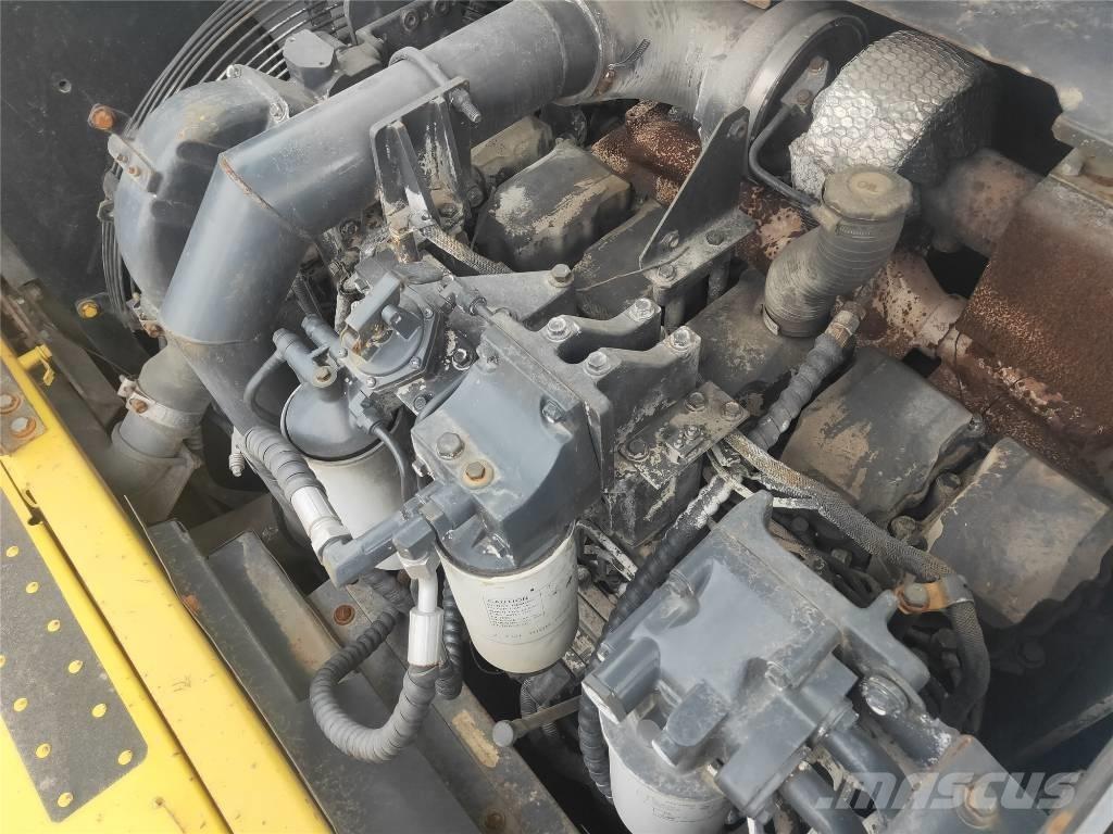 Komatsu PC460-8 大型油圧ショベル12t以上（パワーショベル・ユンボ）