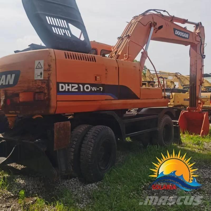 Doosan DH 210 W-7 ホイール式油圧ショベル（パワーショベル・ユンボ・バックホー）