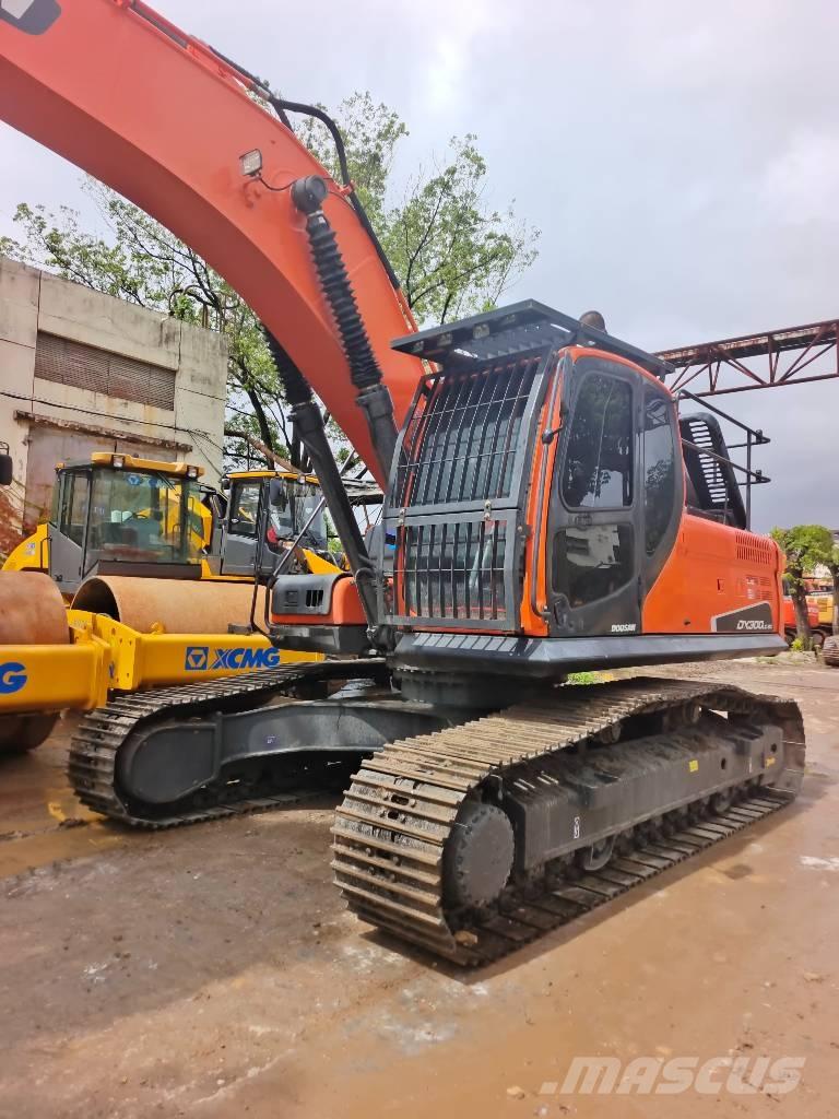 Doosan DX 300LC-9C 大型油圧ショベル12t以上（パワーショベル・ユンボ）