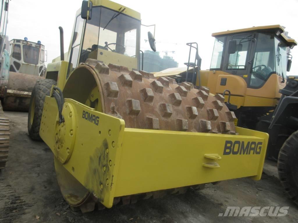 Bomag 217 D タンデムローラ