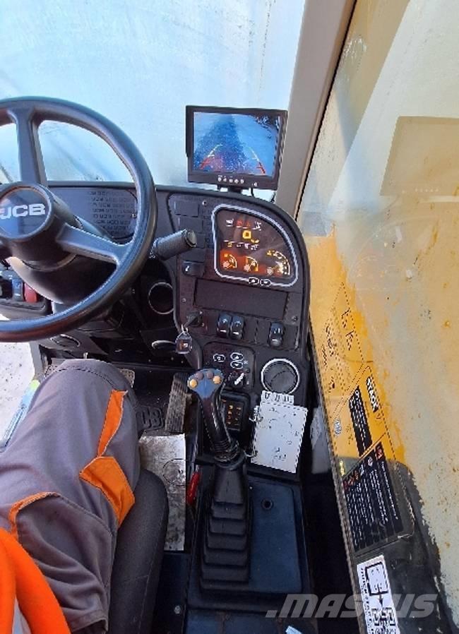 JCB 535-95 テレスコーピックハンドラー