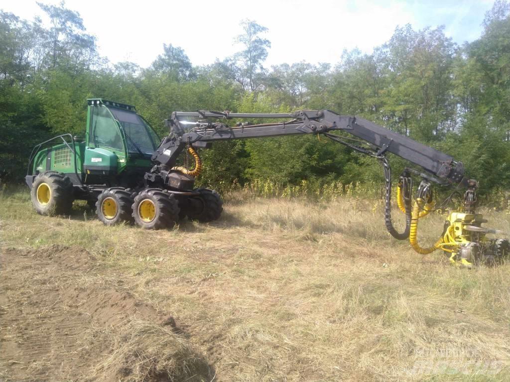 John Deere 1070 D ハーベスター