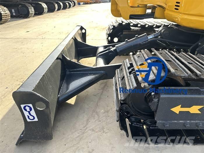 Komatsu PC 30MR ミニ油圧ショベル 7t以下（ミニユンボ・ミニディガー）
