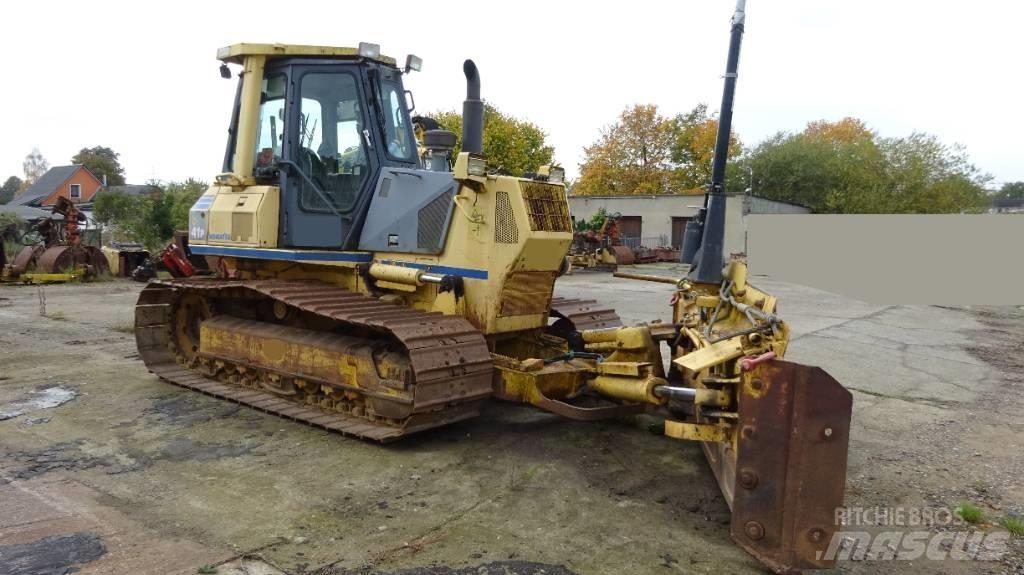 Komatsu D 41 P-6 ブルドーザー