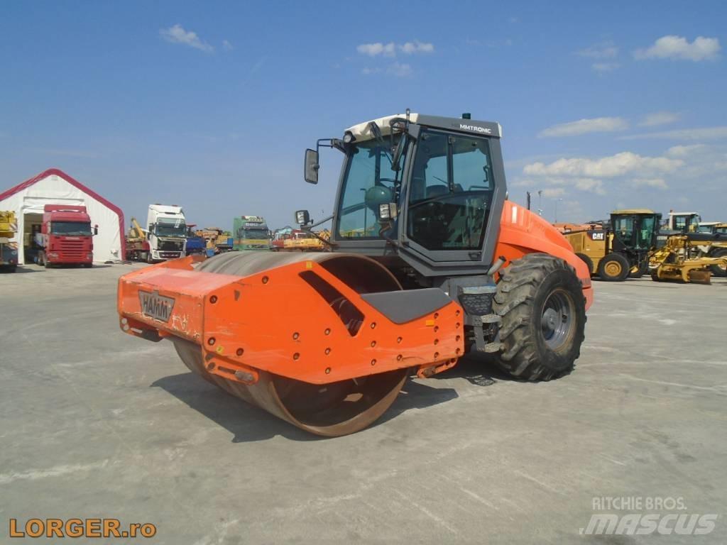 Hamm H13 i x 振動ローラ