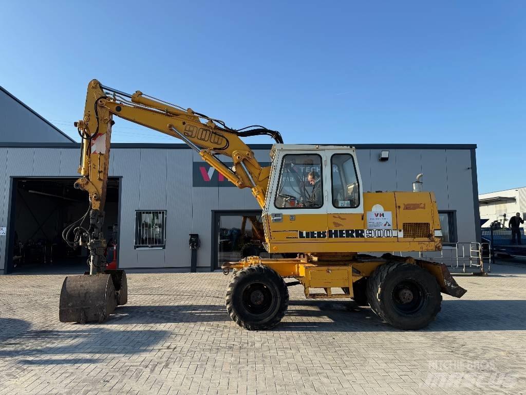 Liebherr A 900 C ホイール式油圧ショベル（パワーショベル・ユンボ・バックホー）