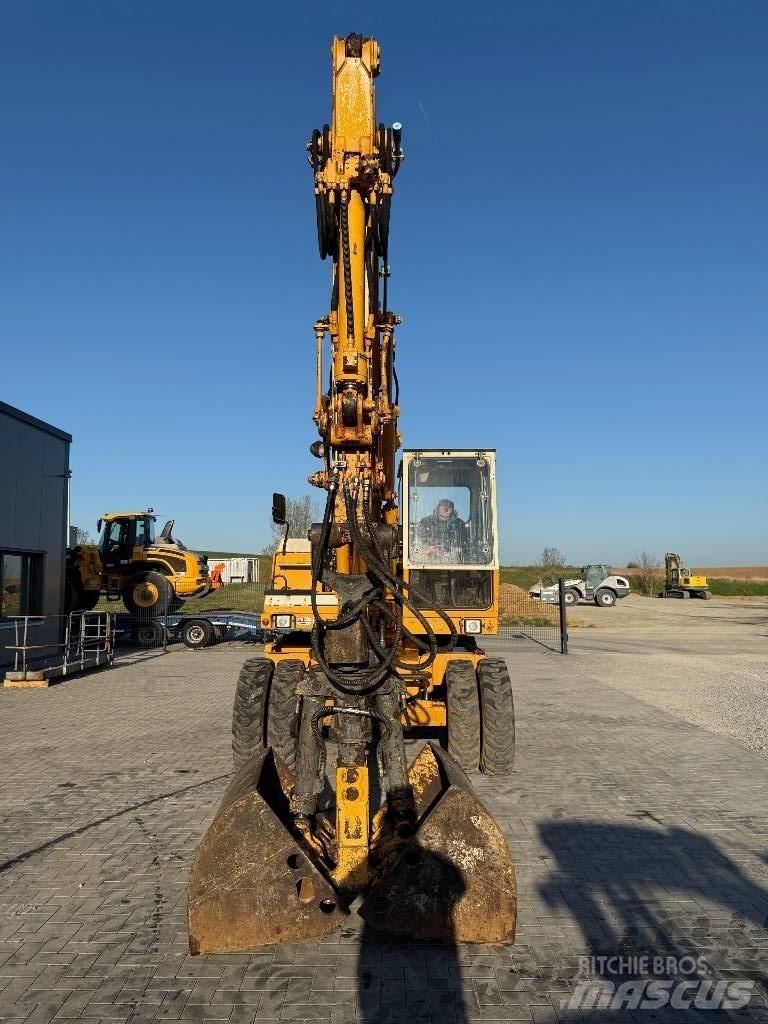 Liebherr A 900 C ホイール式油圧ショベル（パワーショベル・ユンボ・バックホー）