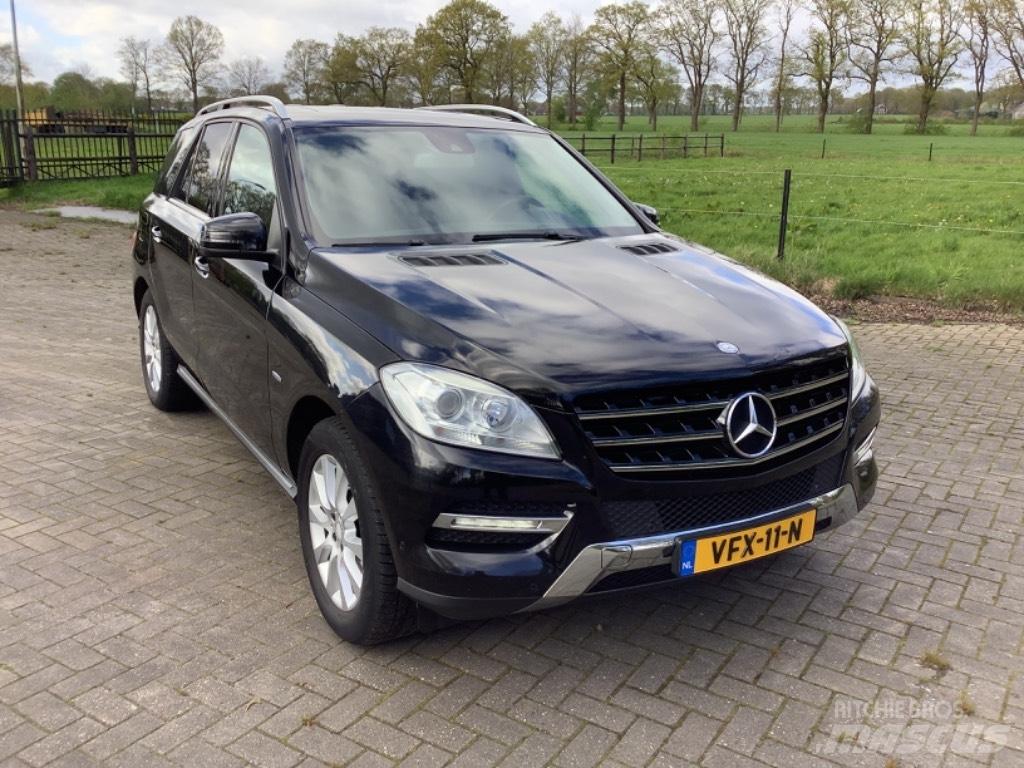 Mercedes-Benz ML 350 SUV / クロカン