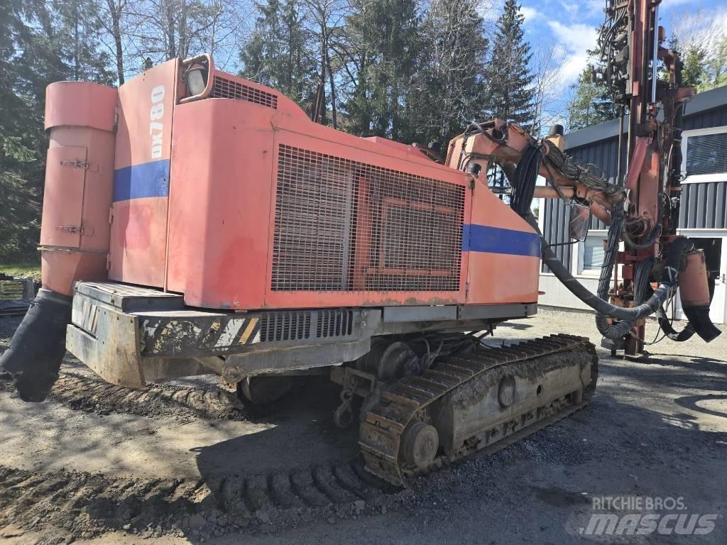 Sandvik DX 780 サーフェイスドリルリグ