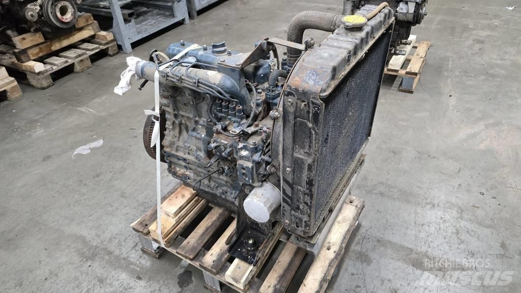 Kubota V 2203 E エンジン