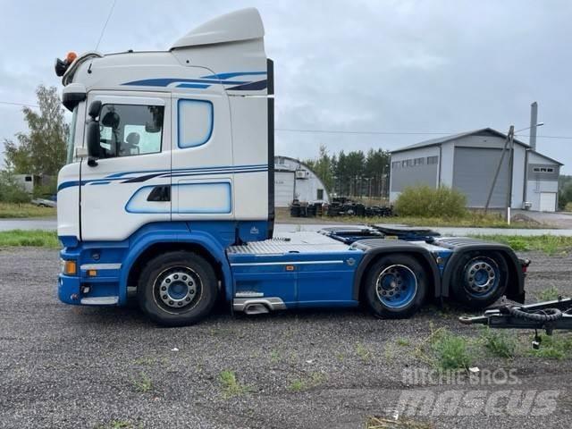 Scania R520 6X2 中古トラクターヘッド | トレーラーヘッド