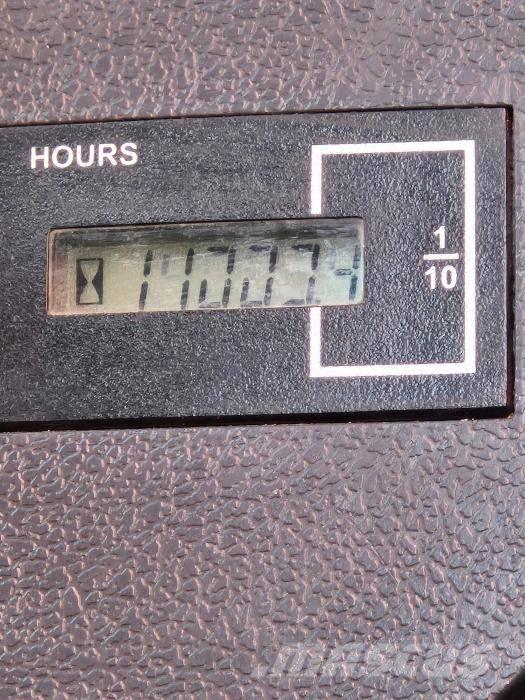 Hyundai HW 60 Eco ホイール式油圧ショベル（パワーショベル・ユンボ・バックホー）