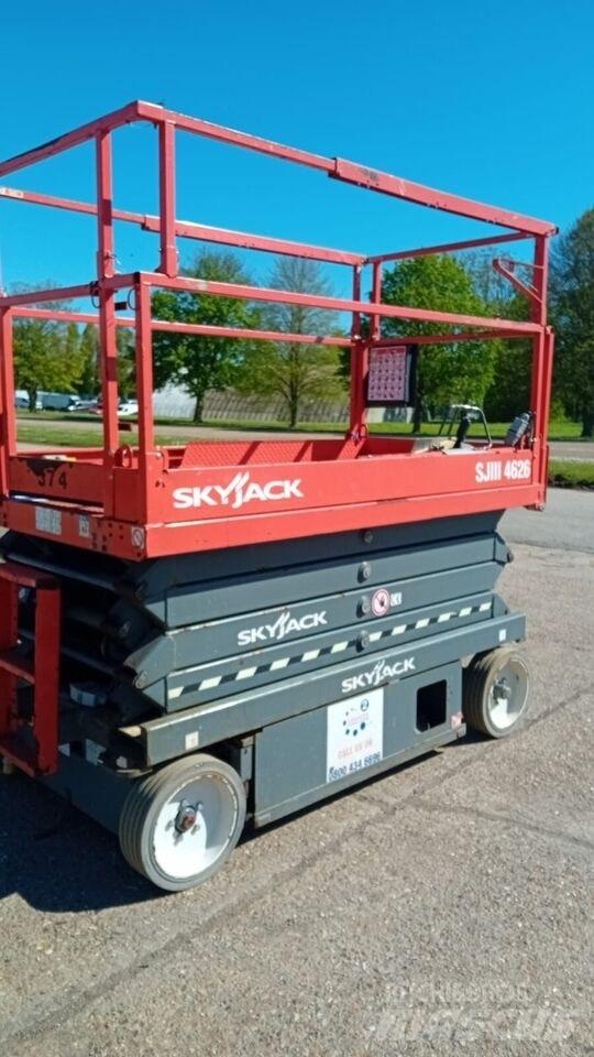 SkyJack SJ4626 シザースリフト