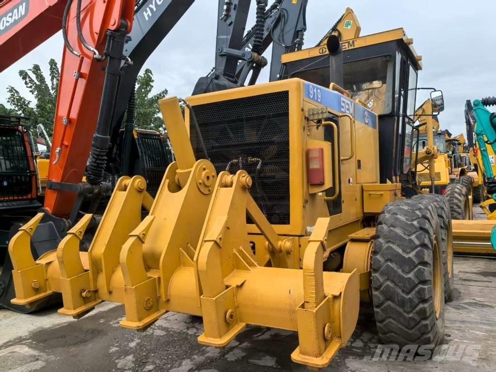 SEM 919 モーターグレーダー