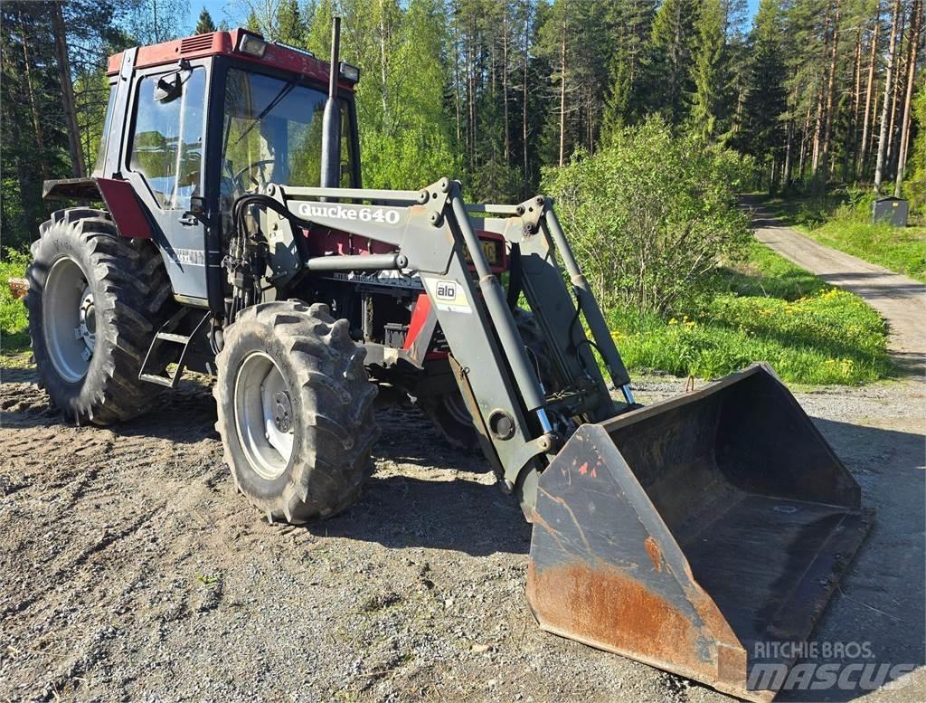 Case IH 845XL トラクター