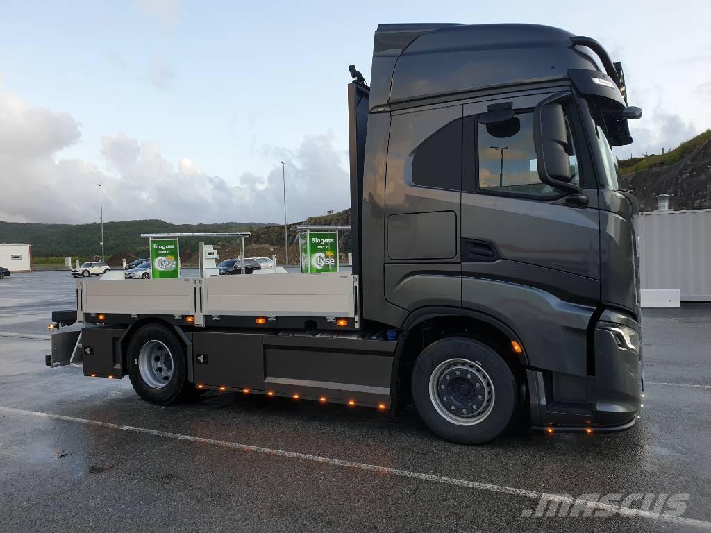 Iveco S-WAY 420 その他トラック