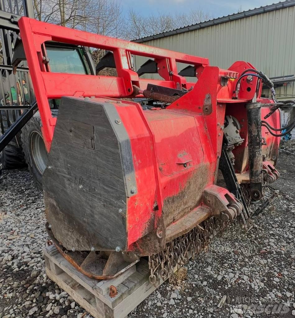 Prinoth AHWI M700 林業用マルチャー