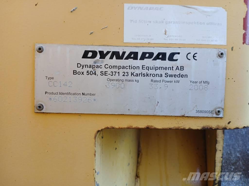 Dynapac CC142, Vält タンデムローラ