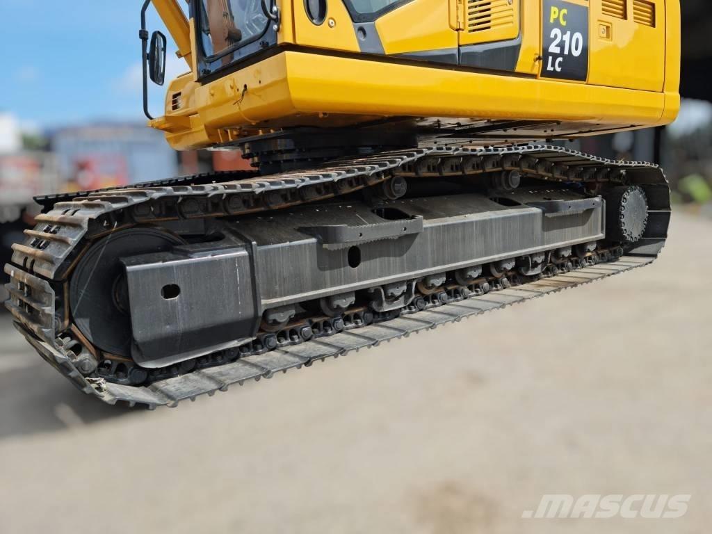 Komatsu PC 210 LC-10 大型油圧ショベル12t以上（パワーショベル・ユンボ）