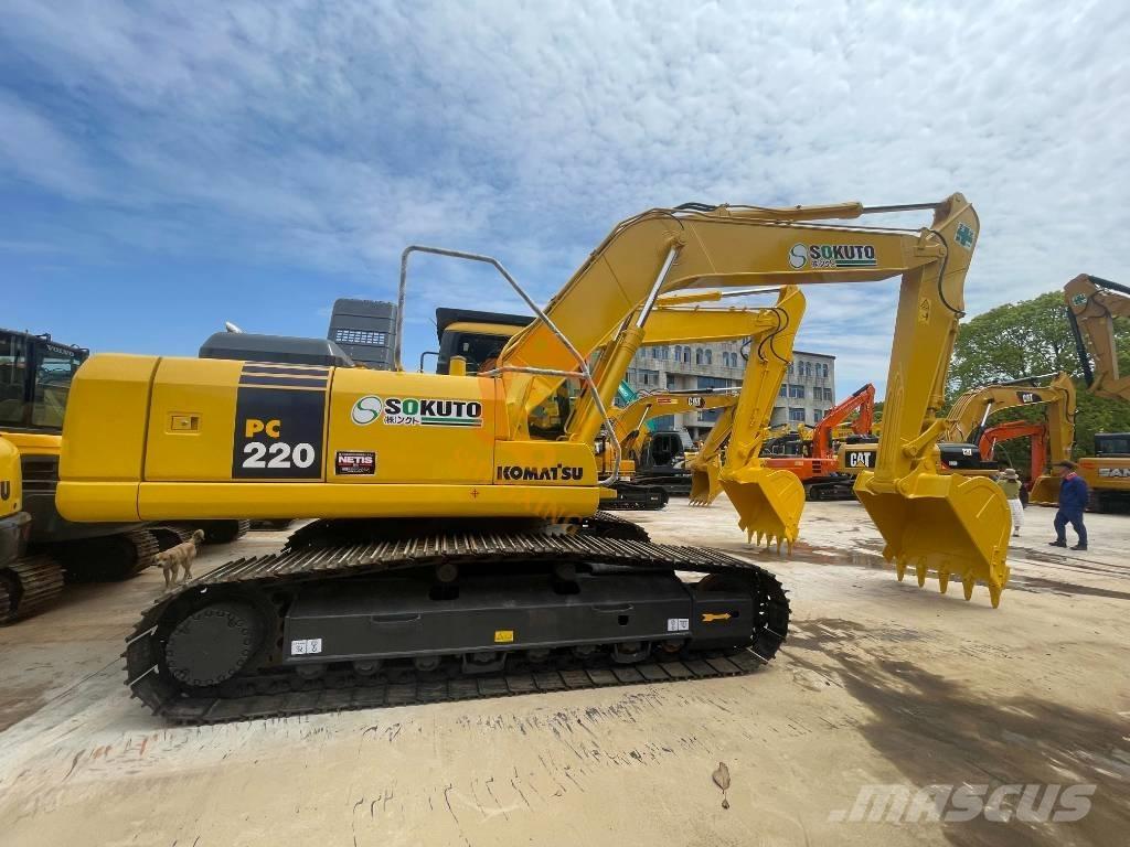Komatsu PC 220-7 大型油圧ショベル12t以上（パワーショベル・ユンボ）