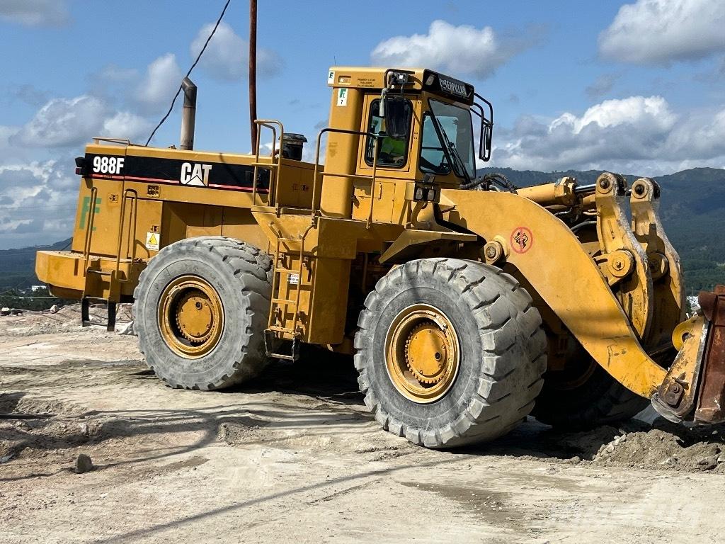 CAT 988 F II ホイールローダー・タイヤショベル