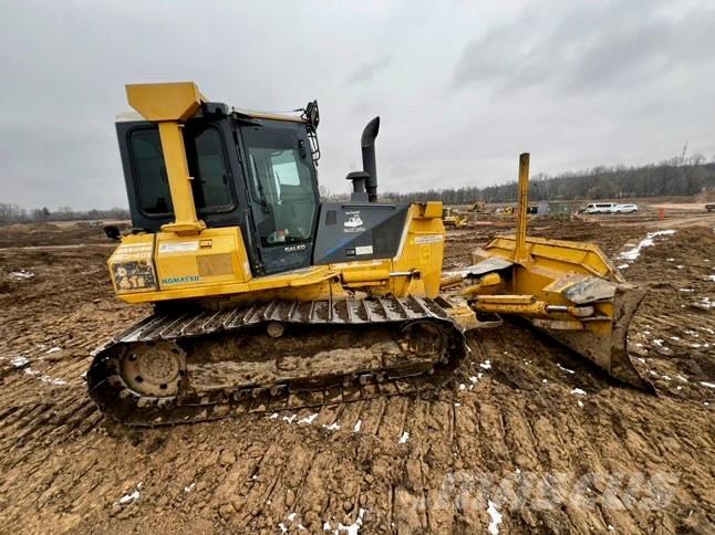 Komatsu D 41 E ブルドーザー