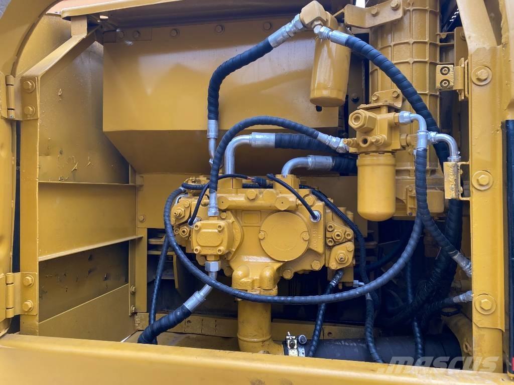 CAT 320 C L 大型油圧ショベル12t以上（パワーショベル・ユンボ）