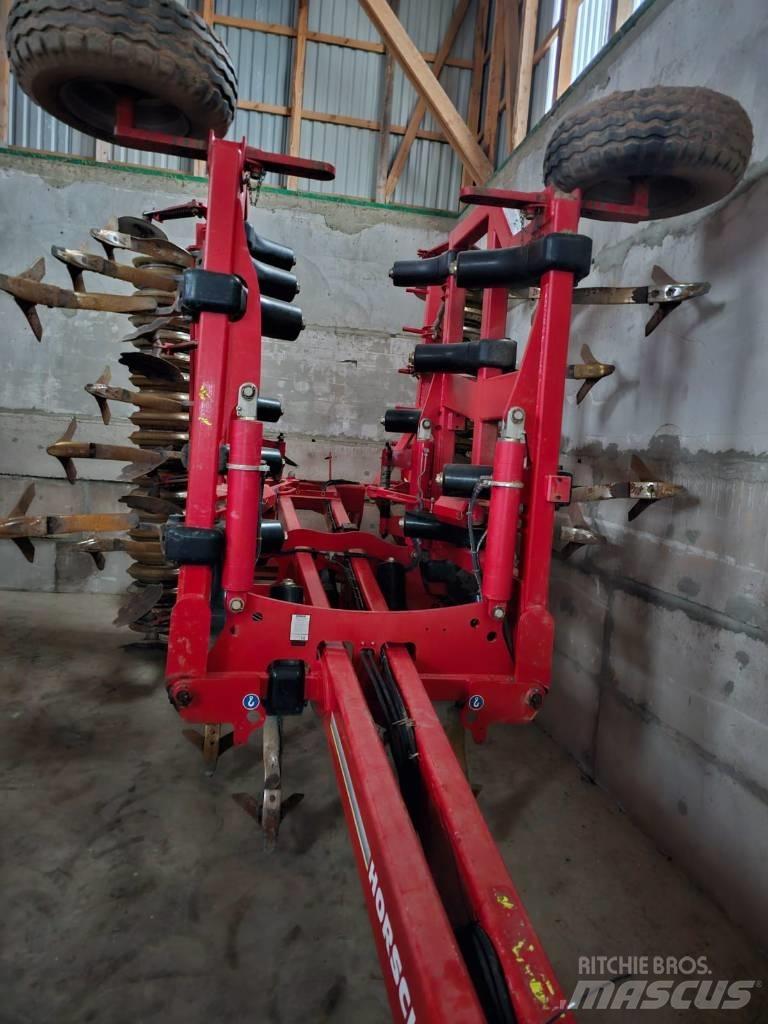 Horsch Terrano 6 FX カルチベーター