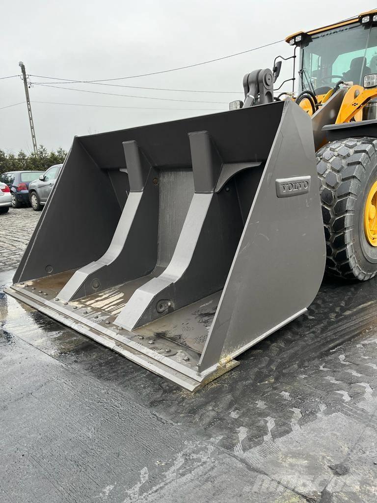 Volvo L 150 H バックホー