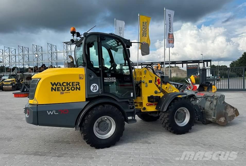 Wacker Neuson WL 70 スキッドステアローダー